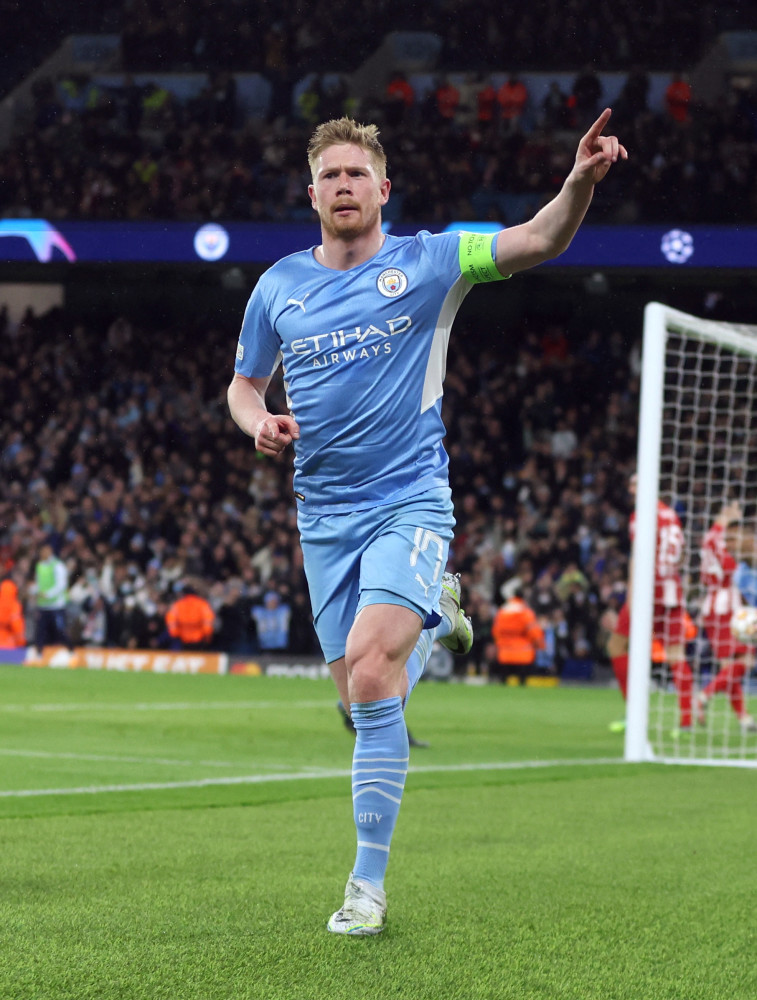 萨里：建议把VAR设备放的离替补席远一点，裁判需要冷静判断（萨里呼吁将VAR设备与替补席保持更大距离，裁判需冷静作出判罚）