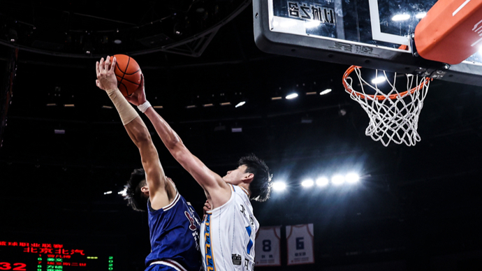 克莱：尊重康利和加索尔时期的灰熊，现在这支灰熊只会耍嘴皮子（克莱：敬重康利-加索尔时代的灰熊，如今这支灰熊只剩嘴上功夫）