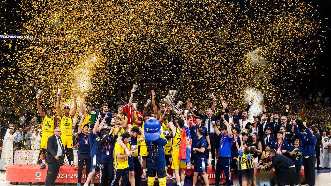 命啊！1.3亿巨星终于进球了，却被判乌龙，仰天长叹：18场0球3助（天意弄人！1.3亿巨星好不容易破门却被判乌龙，仰天长叹：18场0球3助）