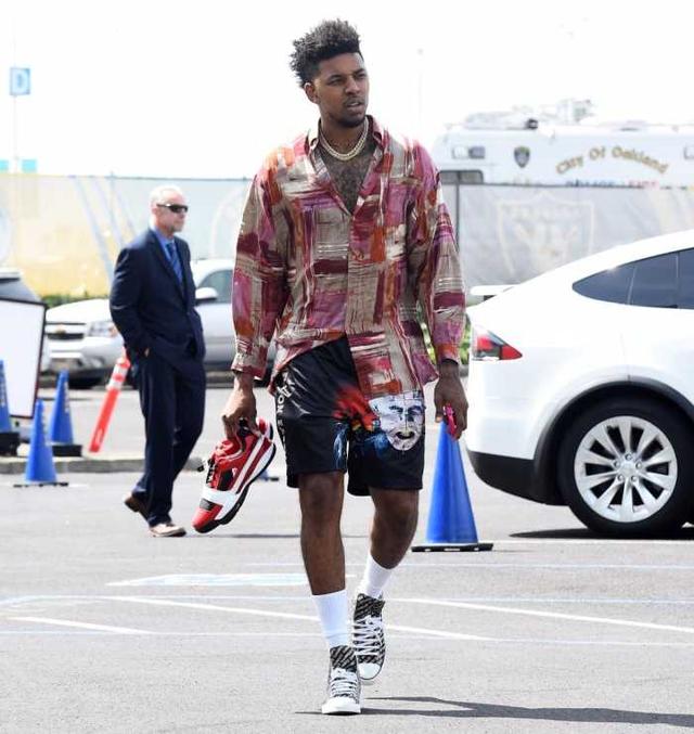 WTT总决赛名场面：王楚钦打服张本陈梦打哭早田 孙颖莎征服众人（WTT总决赛高光瞬间：王楚钦压制张本，陈梦令早田落泪，孙颖莎征服全场）