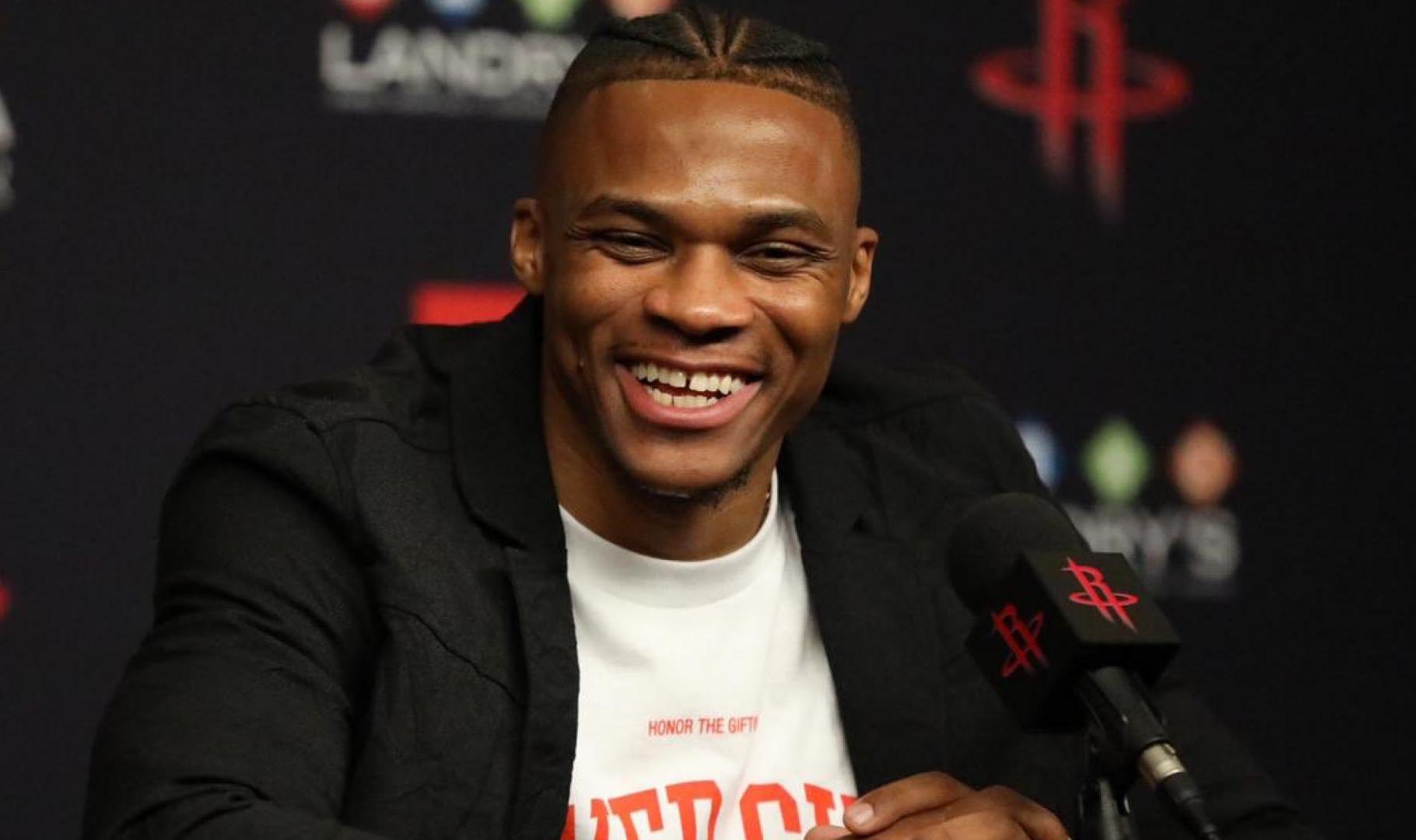 利物浦球员国家队战报：罗伯逊90场里程碑率队进军世界杯（利物浦国脚战报：罗伯逊第90次出场达成里程碑，率苏格兰直通世界杯）