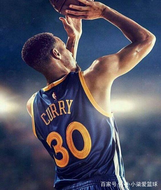 比萨拉赫水平低的球员早就被踢出局了但内维尔接受了利物浦爆发（水平不及萨拉赫的球员早已出局，内维尔承认利物浦迎来爆发）