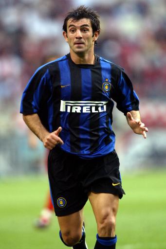 爱德华兹谈关键三分：球掉了我只能瞎投，结果老天回应了我（爱德华兹谈关键三分：球脱手只能乱投，幸得天公作美）