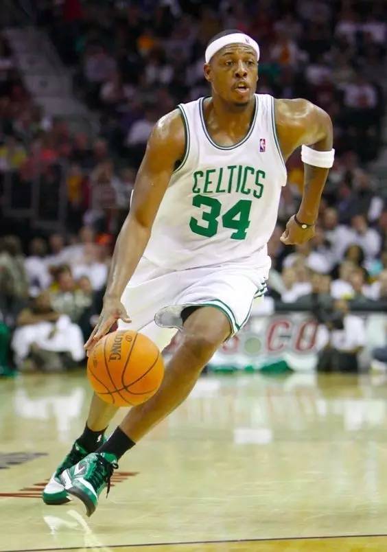 巴西主场抢走名额！世俱杯8队出炉，中国球队无缘，意大利队能否夺冠？（巴西凭主场锁定席位！世俱杯八队揭晓，中国球队无缘，意大利队能否称王？）